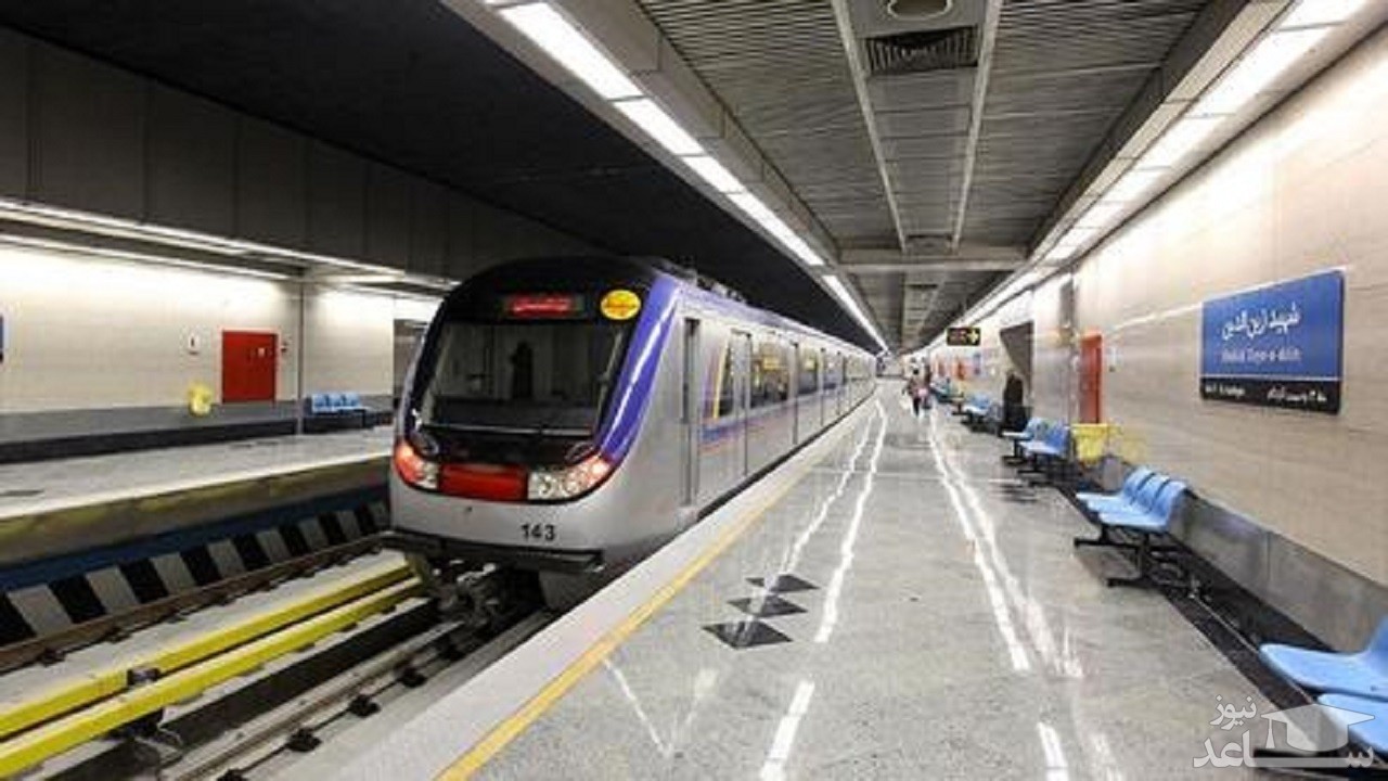 (عکس) ازدحام مسافر در مترو تهران!