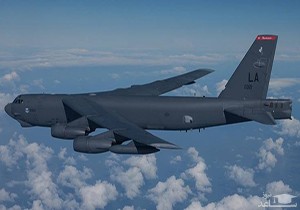 (فیلم)  لحظه سقوط بمب افکن B52 آمریکایی
