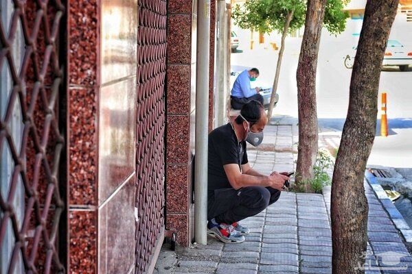 نان خشک بخورید و در خانه بمانید تا حتی یک روز هم کرونا را تجربه نکنید!