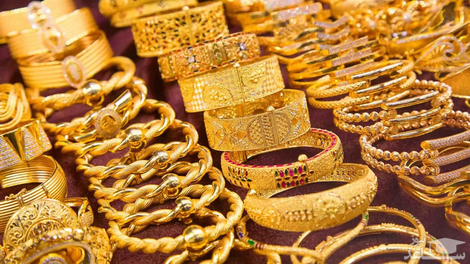 پیش‌بینی قیمت طلا در هفته دوم بهمن/ منتظر کاهش قیمت باشیم؟