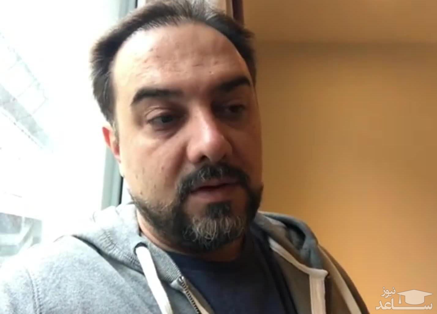 سلفی  برزو ارجمند از جنس پدر پسری