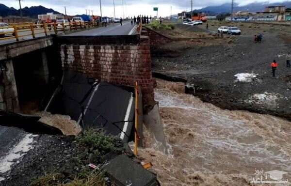 تخریب پُل ورودی شهر کهنوج کرمان براثر سیلاب