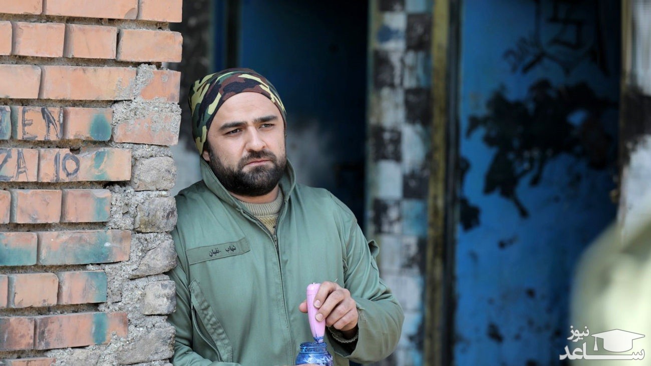 علی هاشمی در کنار نوید محمدزاده