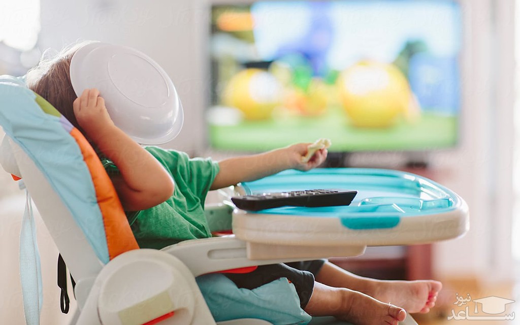 تلویزیون چه تاثیری بر تغذیه کودک دارد؟