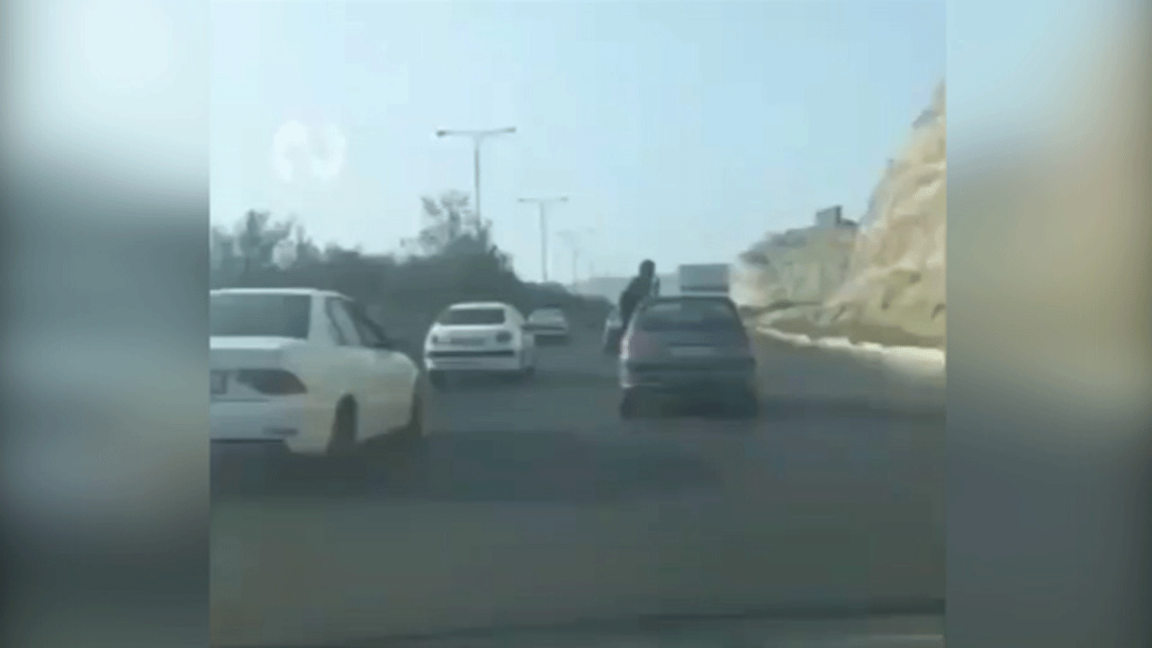 (فیلم) حرکت عجیب و باورنکردنی راننده پژو ۲۰۶ در تبریز 