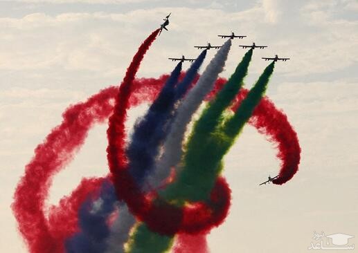 نمایش هوایی در شهر ابوظبی امارات/ رویترز