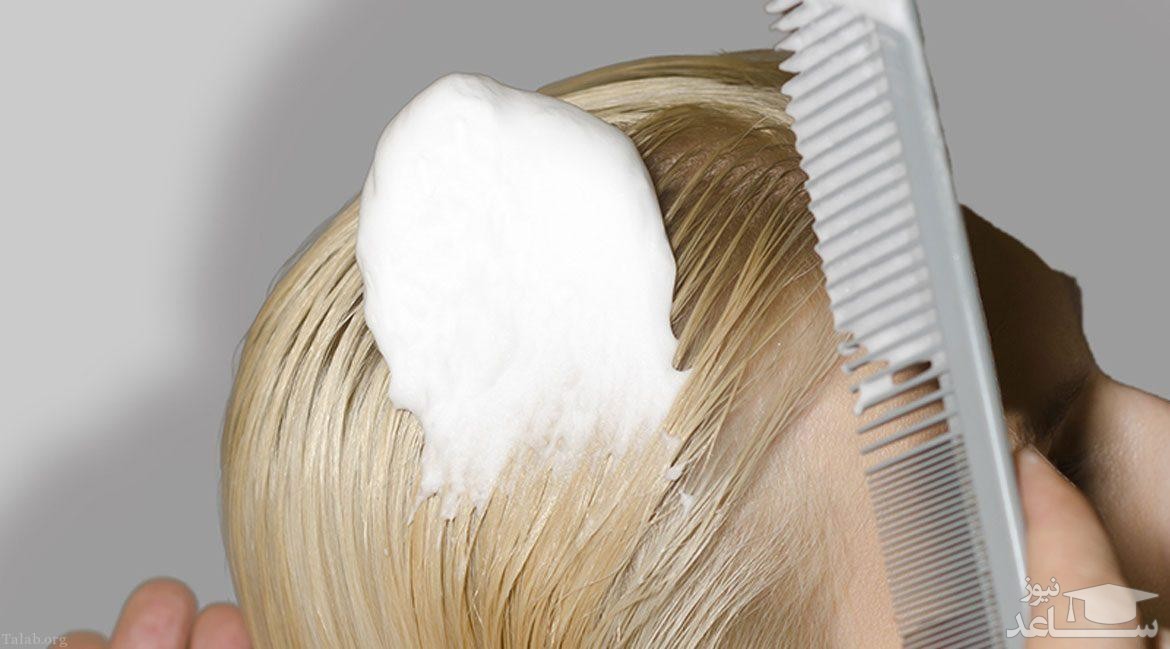 پوستر استفاده از موس برای فر کردن مو