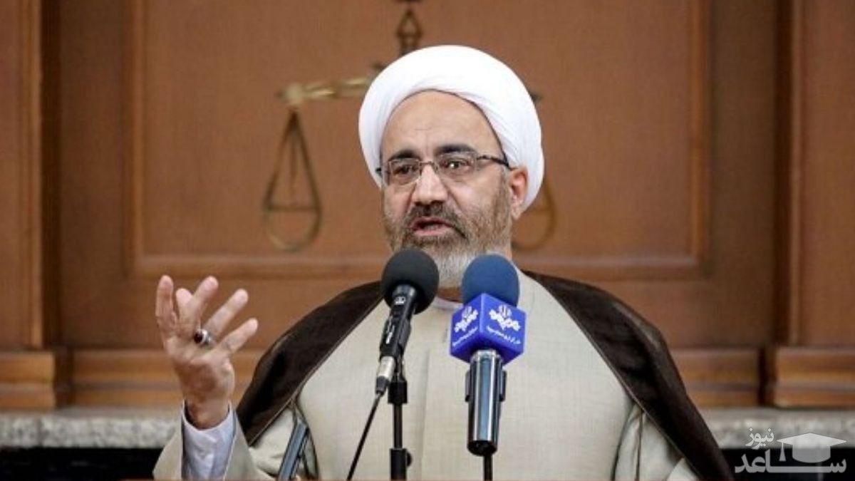 از تخلفات راهنمایی و رانندگی باید جرم زدایی شود