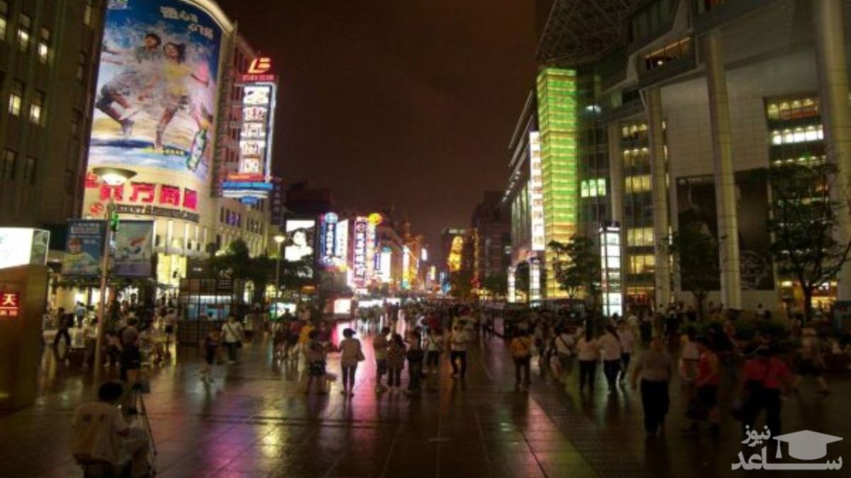 (فیلم) خروپف نگهبان شب، یک محله را بیدار کرد