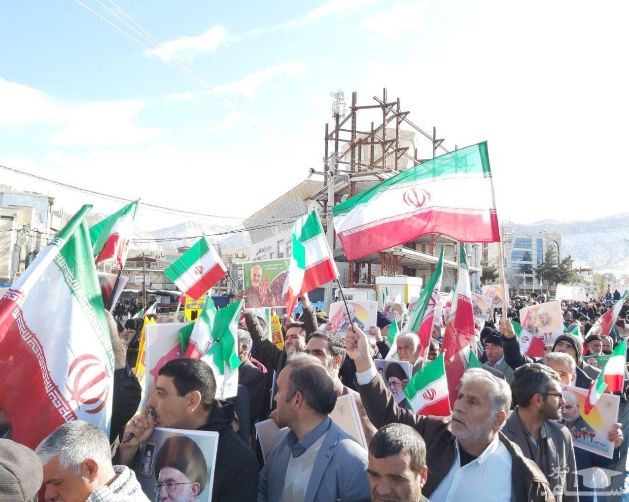 برگزاری تجمع بزرگ امت رسول الله (ص)تا ساعاتی دیگر در میدان انقلاب