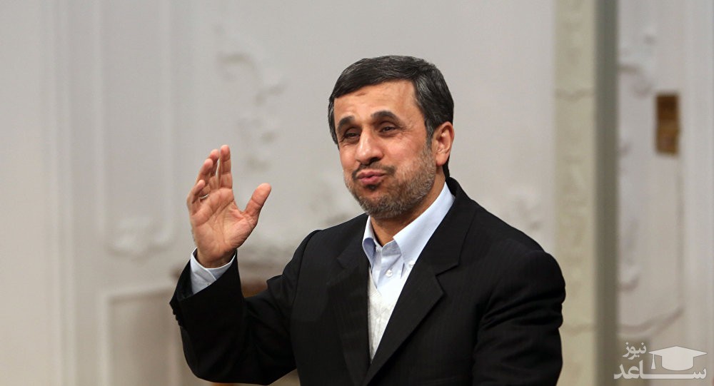 دل‌وقلوه توئیتری محمود احمدی‌نژاد با کاربران خارجی