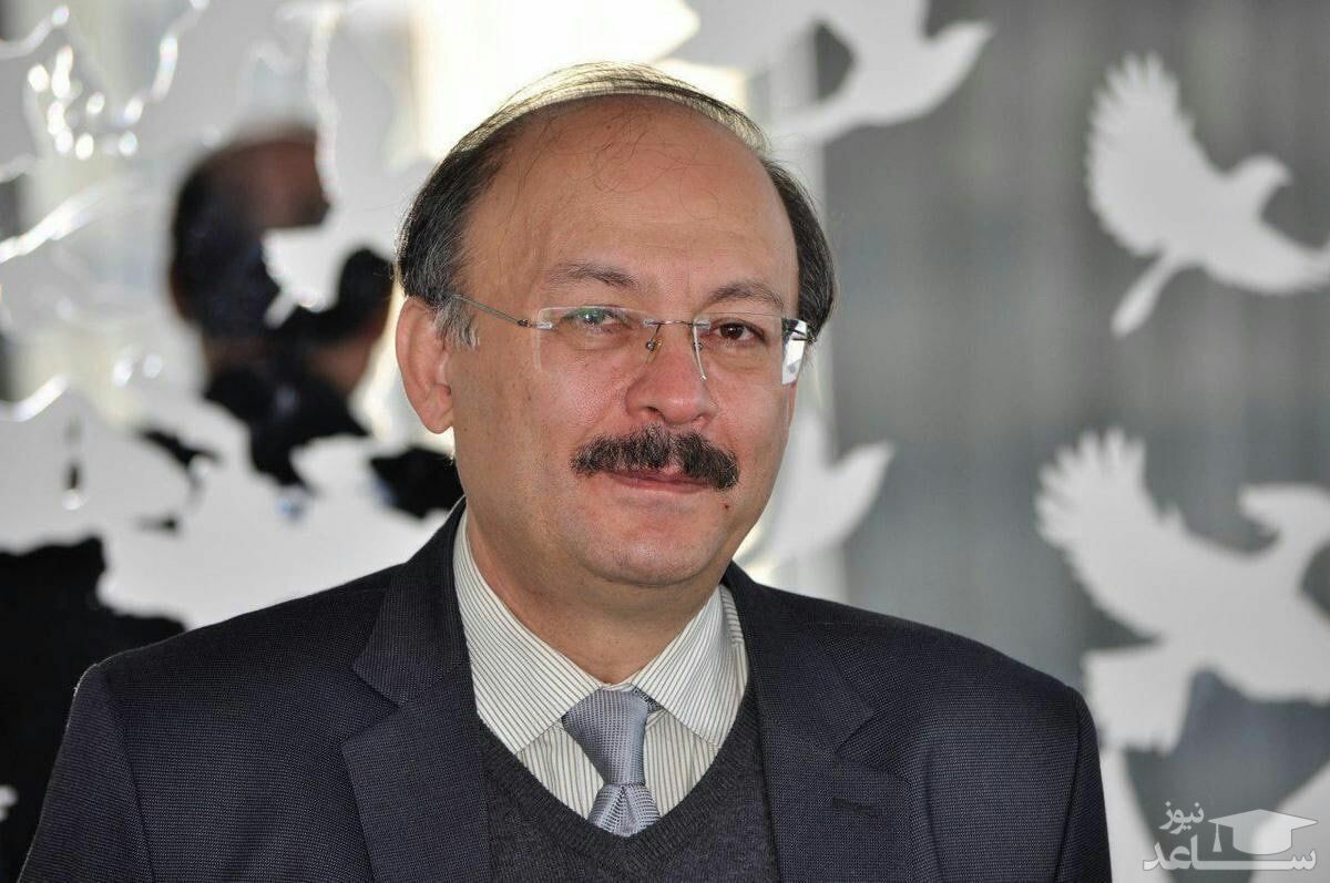 دکتر بیژن عبدالکریمی واقعا از پهلوی حمایت کرده است؟