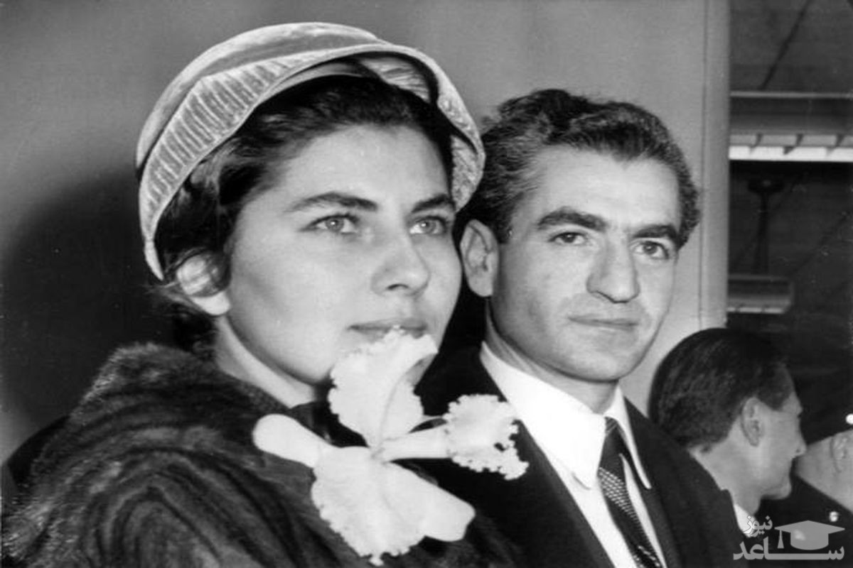 لباس عروس ۳۰ کیلویی ثریا اسفندیاری، همسر دوم محمدرضا پهلوی +عکس
