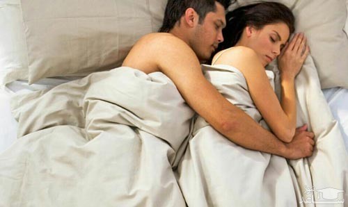 عکس مردی که روی زنش خوابیده