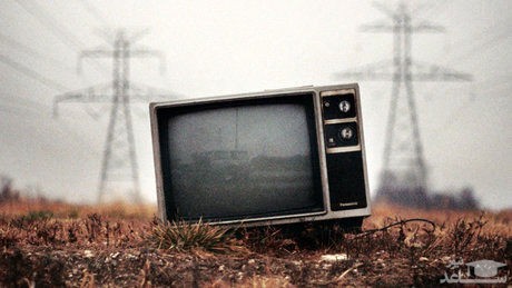 حمله عجیب  محمد دلاوری مجری تلویزیون به سلبریتی‌ها