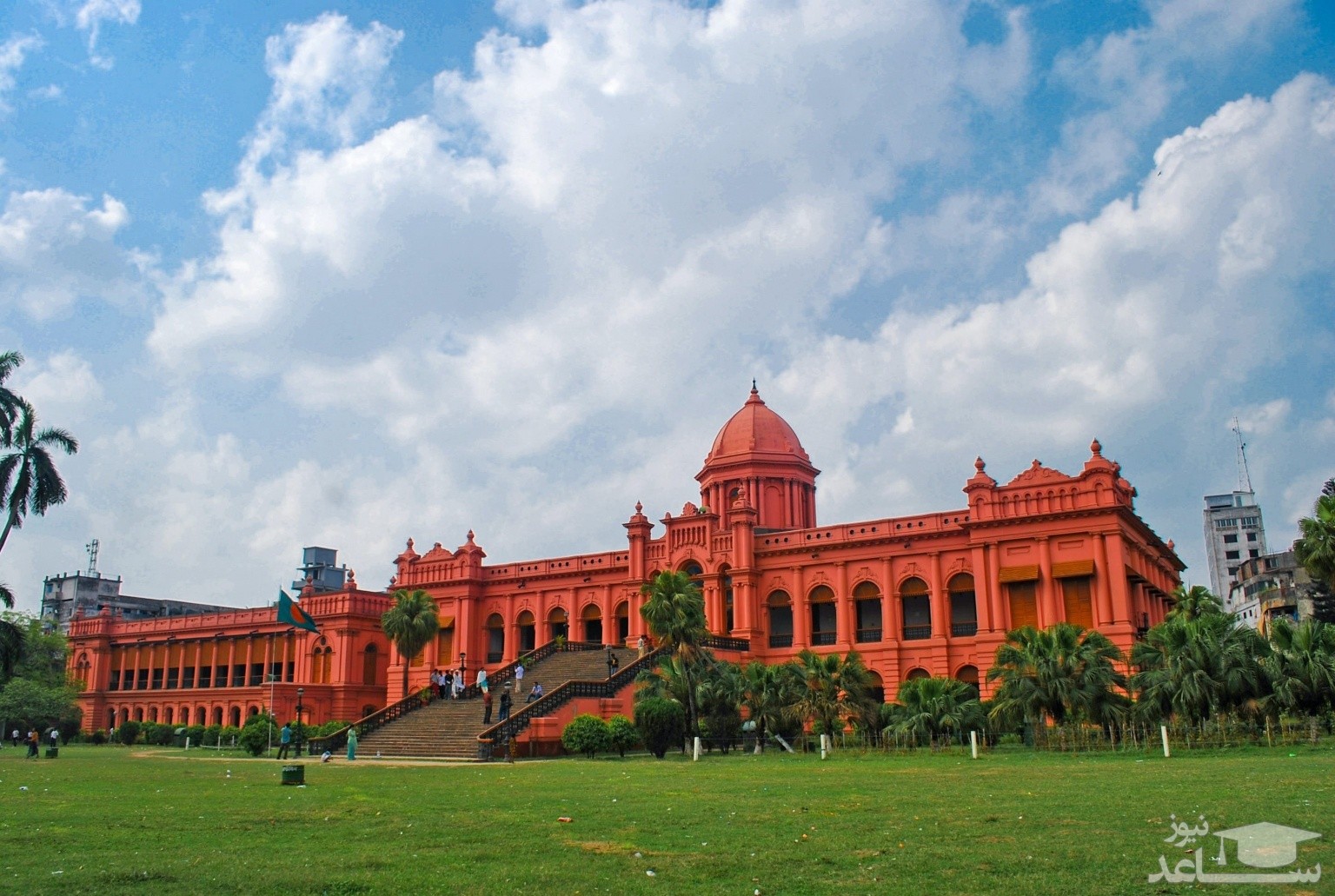 عمارت آهسان منزیل – Ahsan Manzil