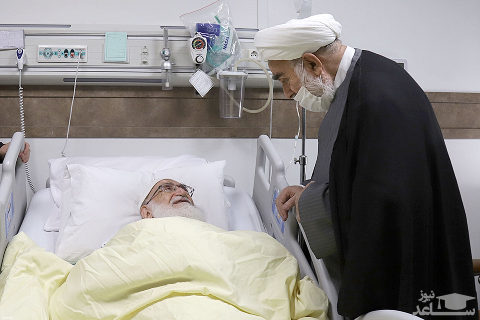 رئیس دفتر رهبر انقلاب از آیت‌الله نوری همدانی عیادت کرد