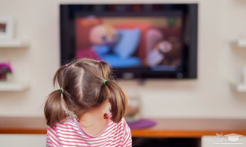 آسیب های تماشای تلویزیون توسط کودکان