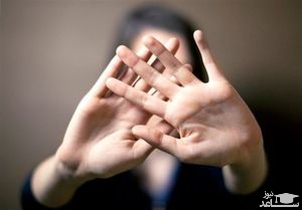 جنجال قرارداد عجیب  و غریب مرد انگلیسی با دخترش سوژه رسانه ها شد