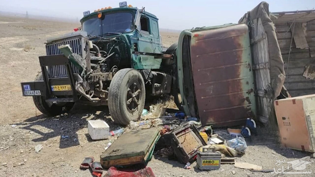 (فیلم) ۳۶ کشته و مصدوم در تصادف زنجیره‌ای در آزادراه اصفهان به کاشان 