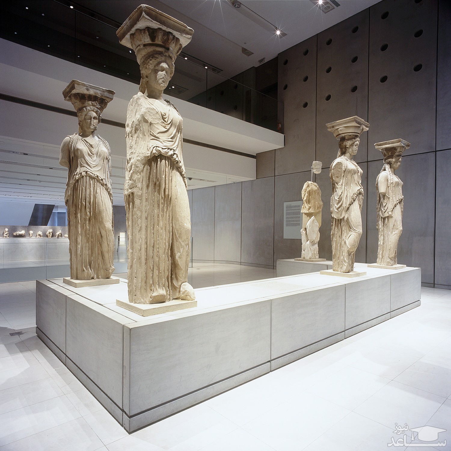 مجسمه های موزه آکروپولیس