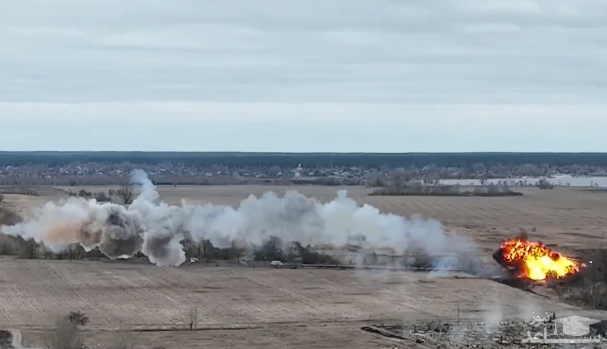 (فیلم) لحظه برخورد موشک اوکراین به بالگرد نظامی روسیه