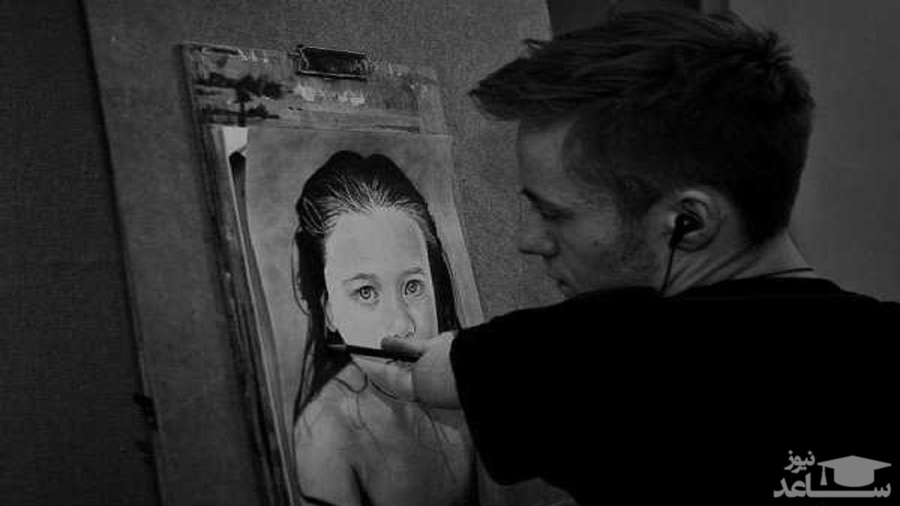 (فیلم) طراحی چهره بدون استفاده از انگشتان دست