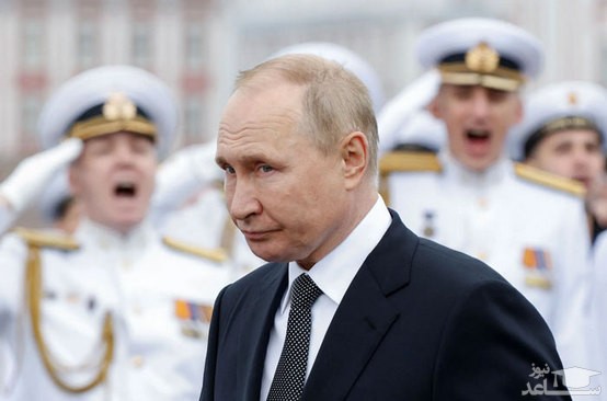 حضور پوتین در مراسم ویژه روز نیروی دریایی روسیه در شهر سن پترز بورگ روسیه/ رویترز