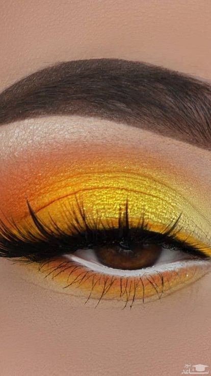 آرایش چشم با سایه زرد