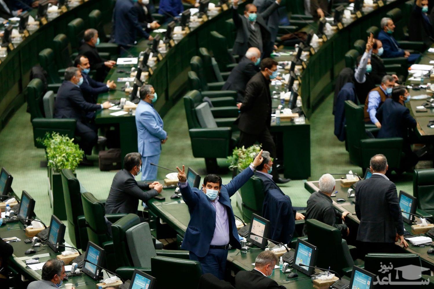 مجلس باز هم نفهمید به چه چیزی رای داده/اقدام سخت در برابر برجام،دنیا را علیه ایران متحد می کند