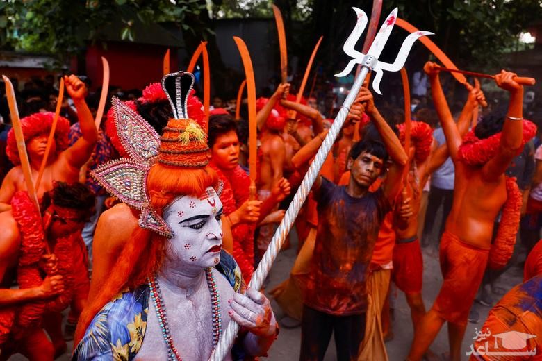 جشنواره آیینی " لال کاچ" هندوها در بنگلادش/ رویترز