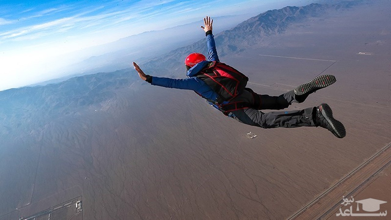 (فیلم) فیلمی دلخراش از چتربازی که چترنجاتش باز نشد