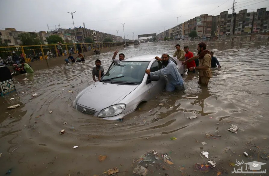 سیل در شهر کراچی پاکستان