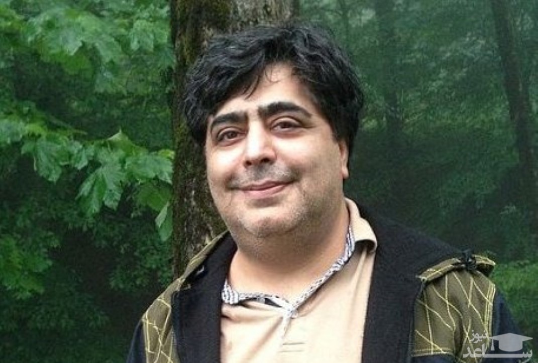 پاره شدن پیراهن «رضا شفیعی‌جم» وسط برنامه تلویزیونی