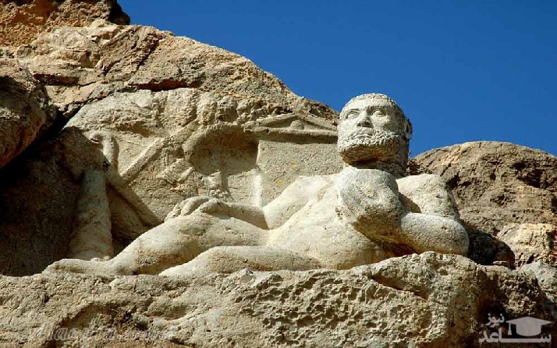 مجسمه هرکول کرمانشاه
