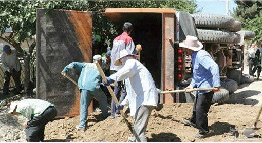 (+16) مرگ دلخراش کودک مشهدی زیر خاک‌های کامیون
