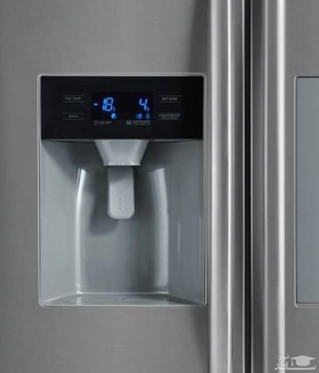 صفحه نمایش و آبریزیخچال فریزر ساید میدیا مدل HC-657WEN