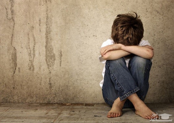 پوستر پسر غمگین