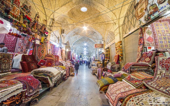 بازار وکیل شیراز در حال فروریختن