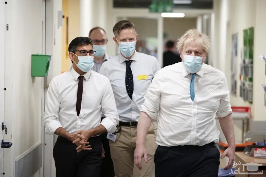 نخست وزیر و خزانه دار انگلیس در بازدید از یک بیمارستان/ آسوشیتدپرس