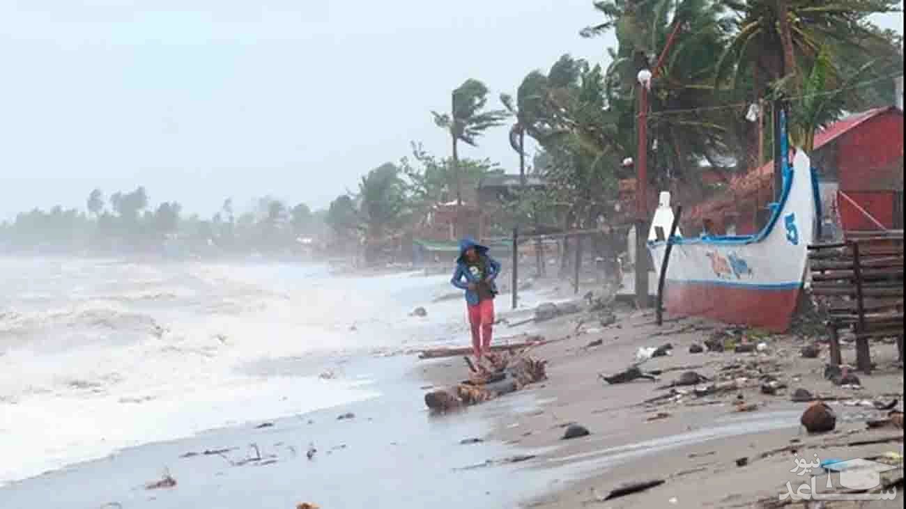 تصویر دیده نشده و زیبا فرار کودکان از طوفان در فلیپین