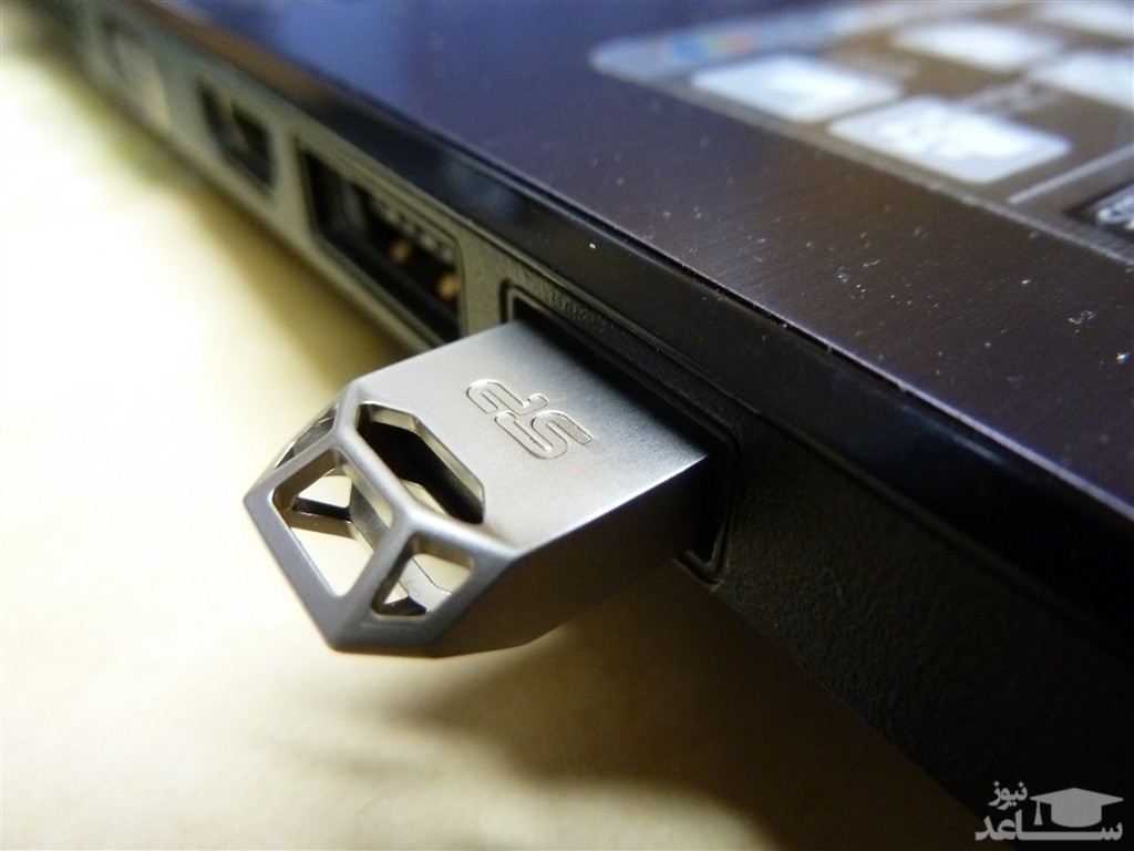 سیلیکون پاور تاچ تی 50