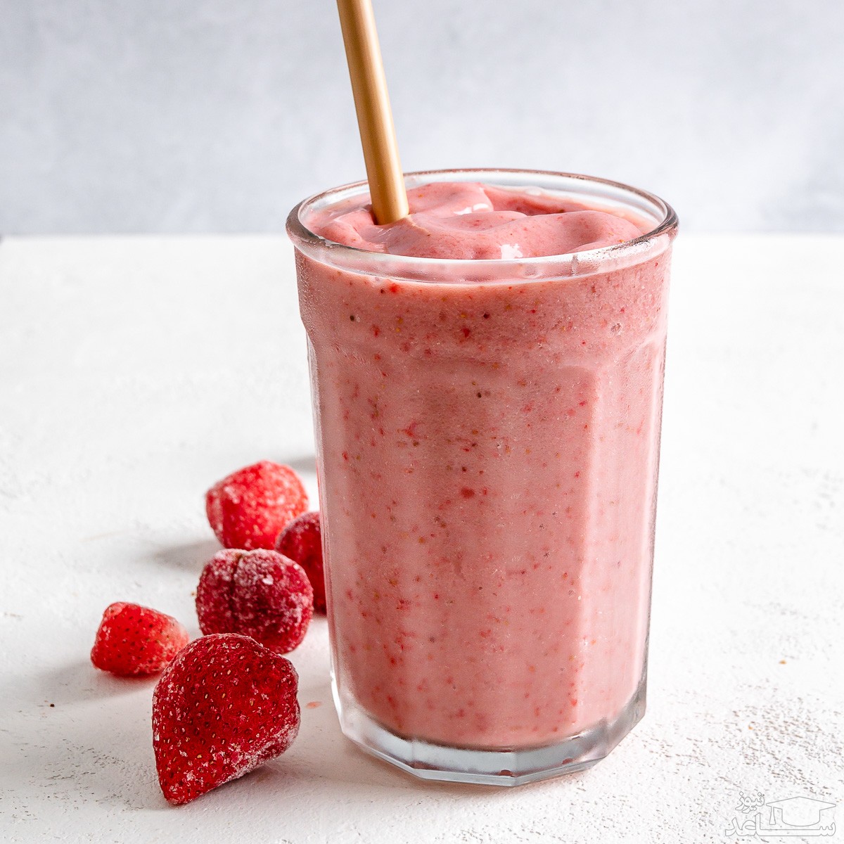 روش تهیه لاته توت فرنگی لذیذ