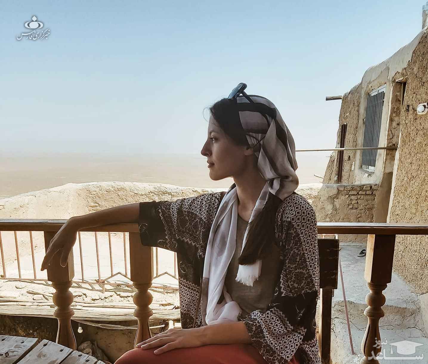 هدیه بازیگر زن خارجی برای داوود میرباقری