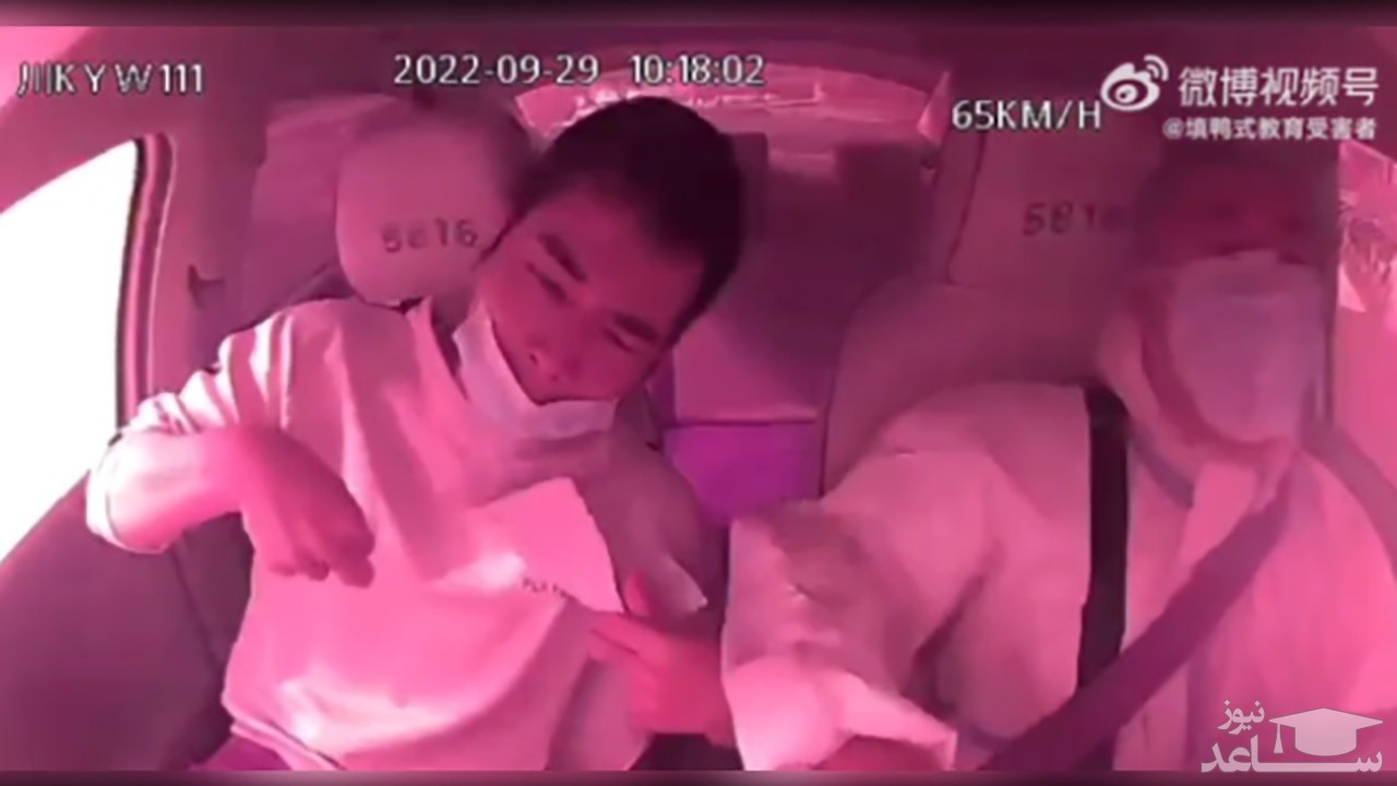 (فیلم) چپ کردن آمبولانس پس از تصادف با سواری
