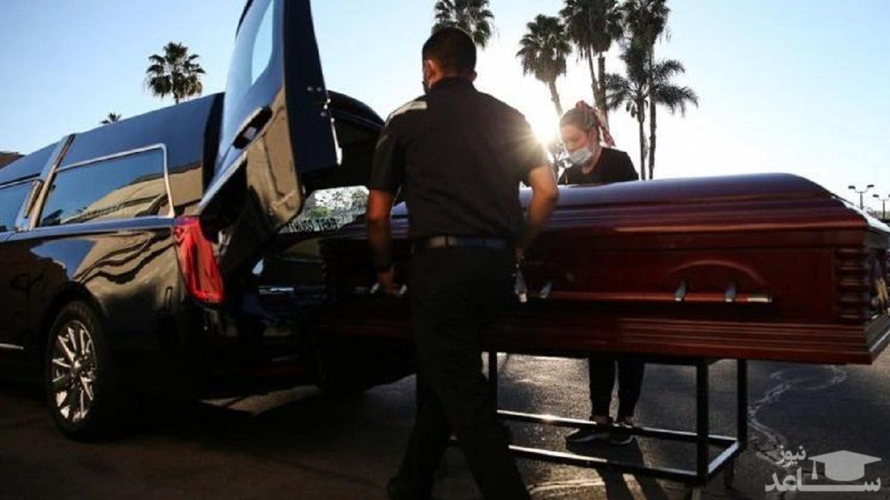 صحنه ای در تابوت که موجب شوک دختران متوفی شد