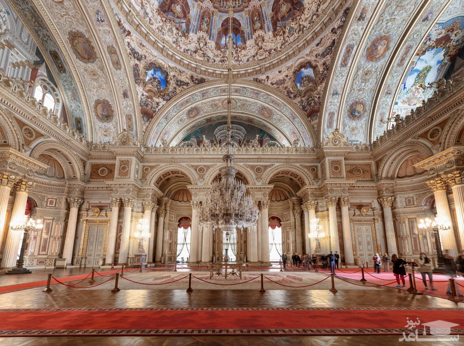 مسجد دولماباغچه 