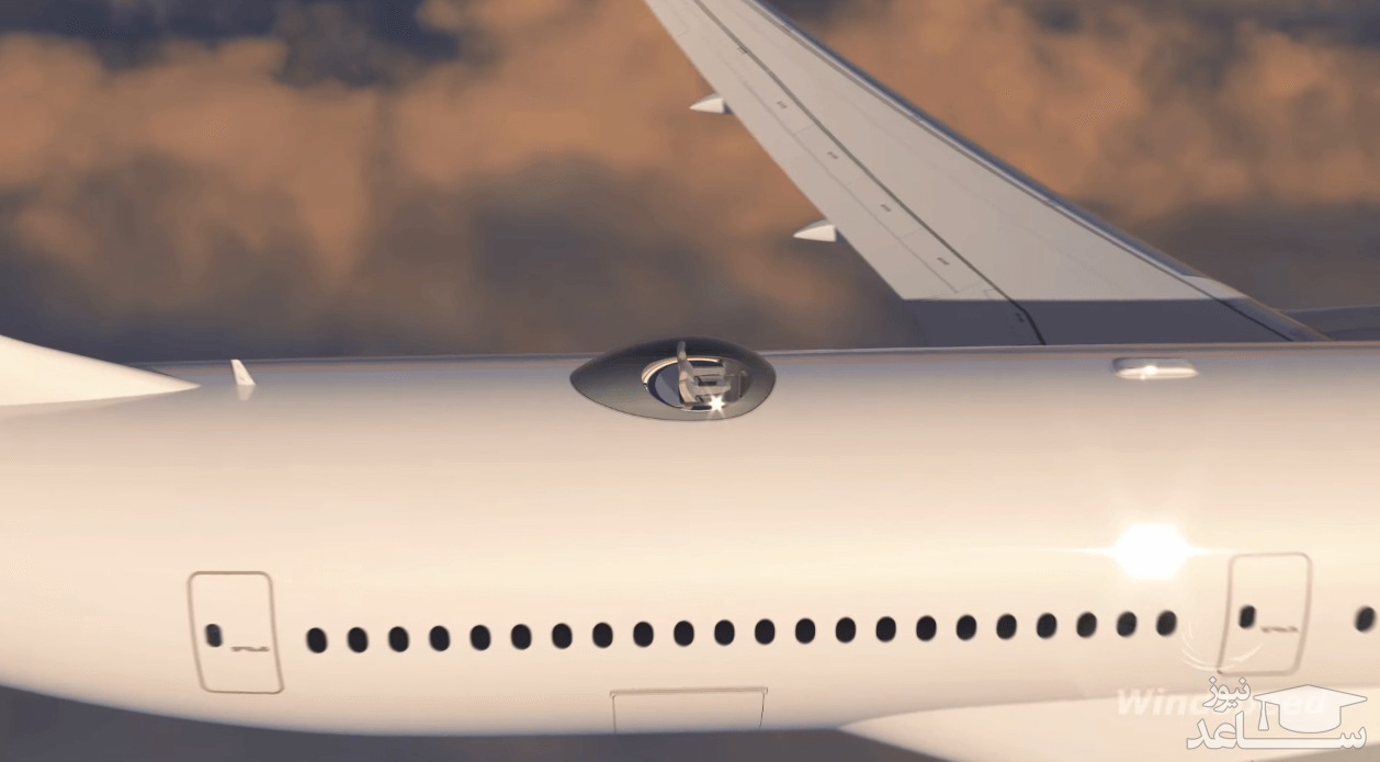 (فیلم) حرکات احمقانه مسافر روی بال هواپیما همه را شوکه کرد!