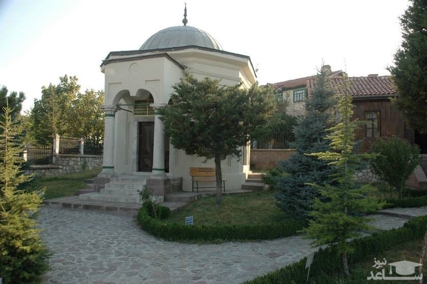 آرامگاه هایمه خاتون (هایمه آنا)