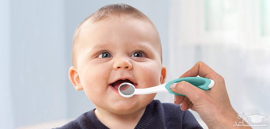 نحوه تمیز کردن دهان و دندان های کودک زیر دو سال